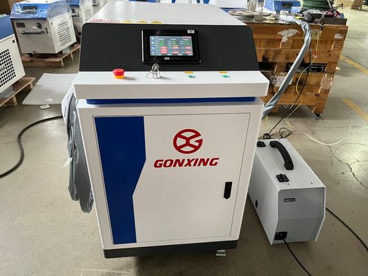 スウィングガン ハンドヘルドファイバーレーザー溶接機 1000w 1500w 2000w 3in1 切断 清掃 溶接速度 エリア 0-120mm/s