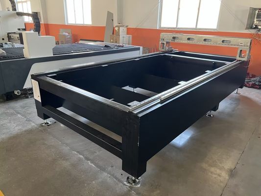 自動フォーカス機能 1000kw 2000kw 3000kw CNCレーザー切削機 薄金属ファイバーレーザー切削機 by Au3tech/Cypcut 制御システム