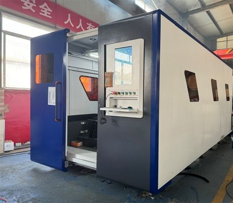 YYC-台湾ギアラック 水冷却 CNCファイバーレーザーカット機 3015 1000w 3kw 6kw ステンレス鋼のレーザーカット